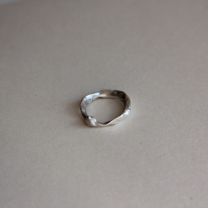 molten silver ring size xxxx