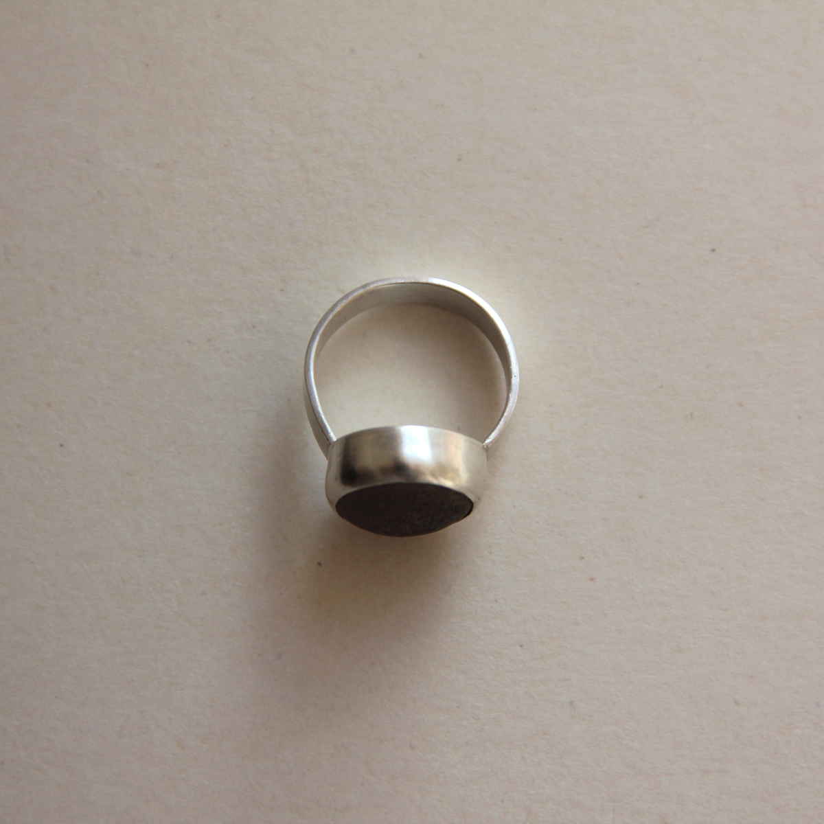 ring med havsglas
