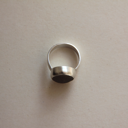 ring med havsglas