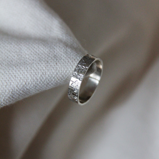bred ring GRÖNSKA