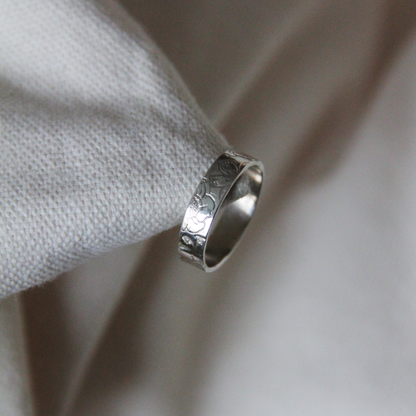 bred ring BLOMSTER