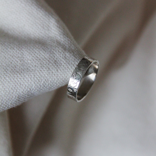 bred ring BLOMSTER